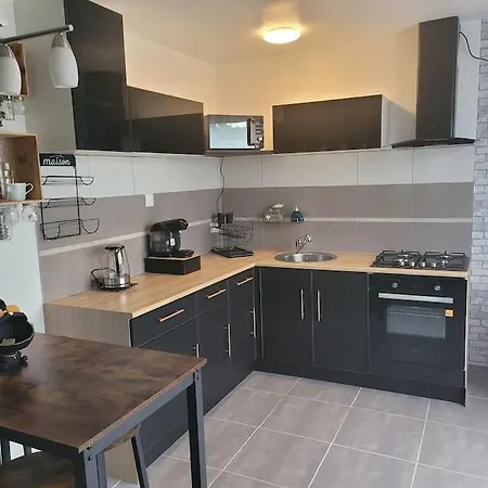 Petite Maison Cosy En Duplex Eguelshardt