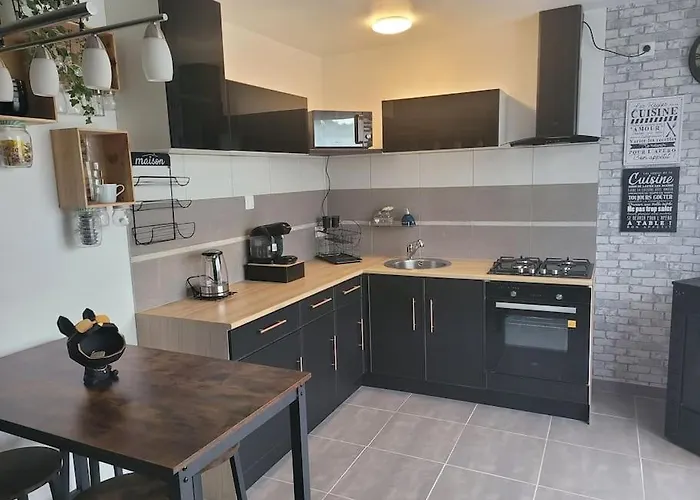 Petite Maison Cosy En Duplex Eguelshardt